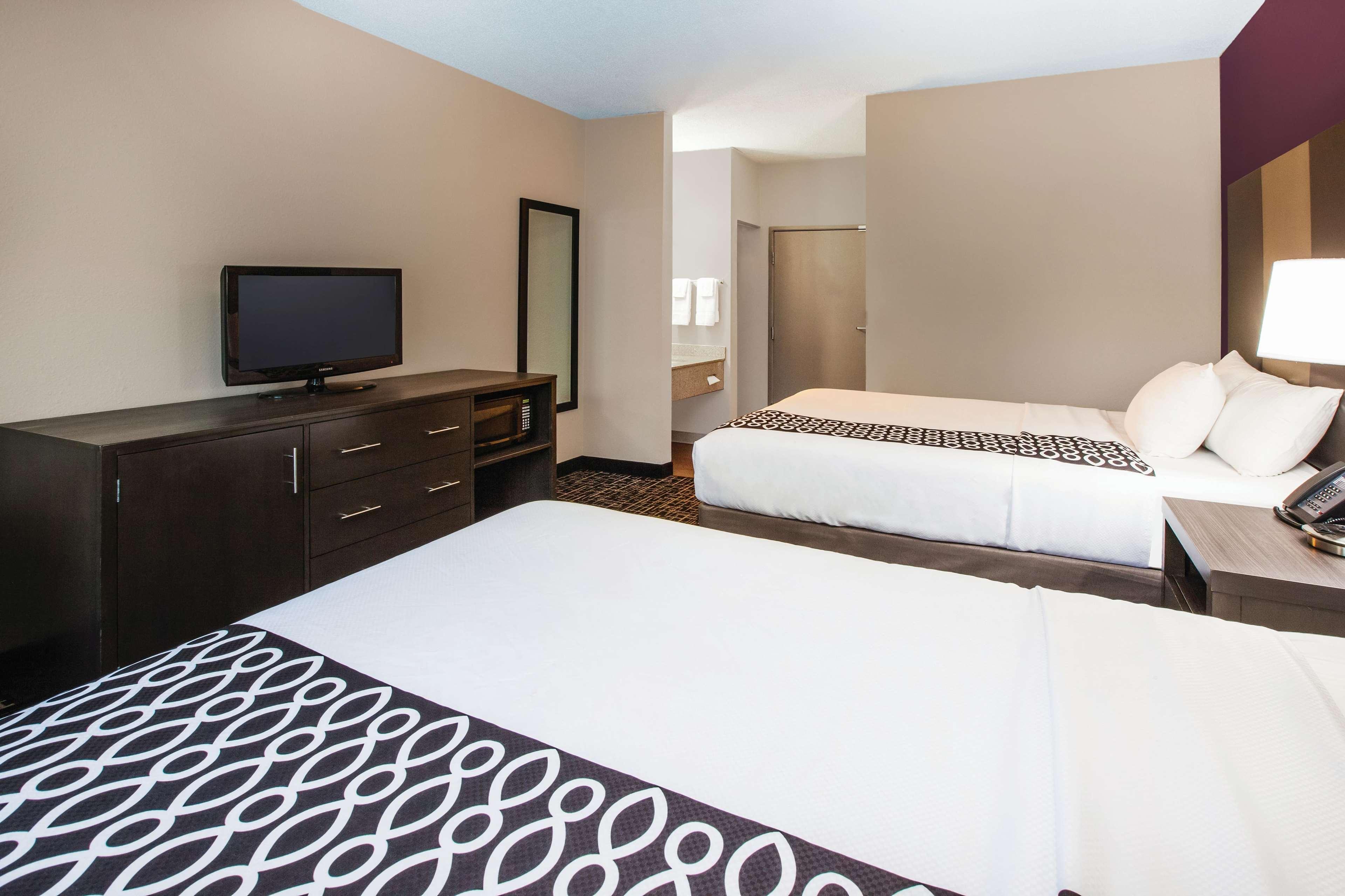 La Quinta Inn By Wyndham Indianapolis North Экстерьер фото