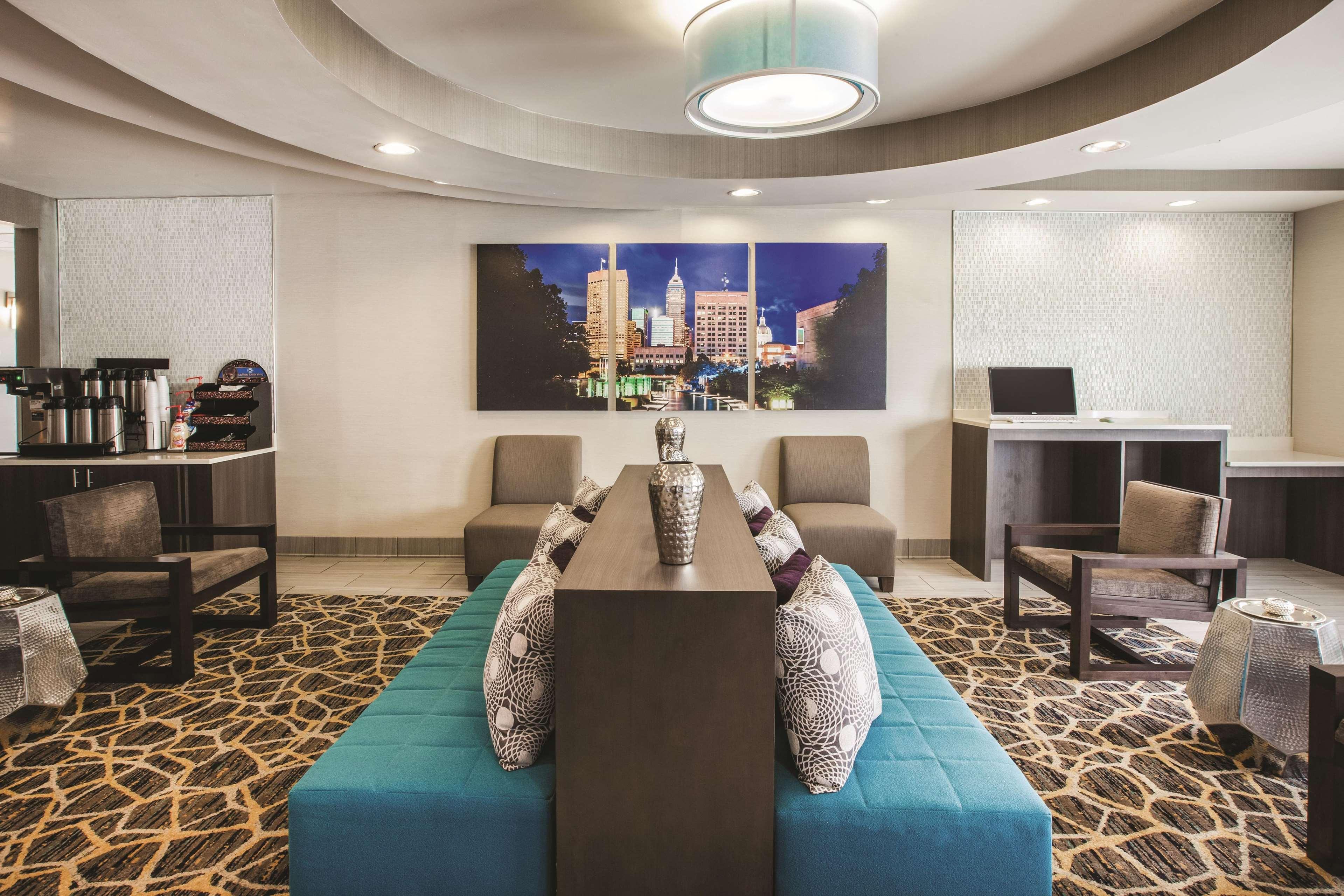 La Quinta Inn By Wyndham Indianapolis North Экстерьер фото