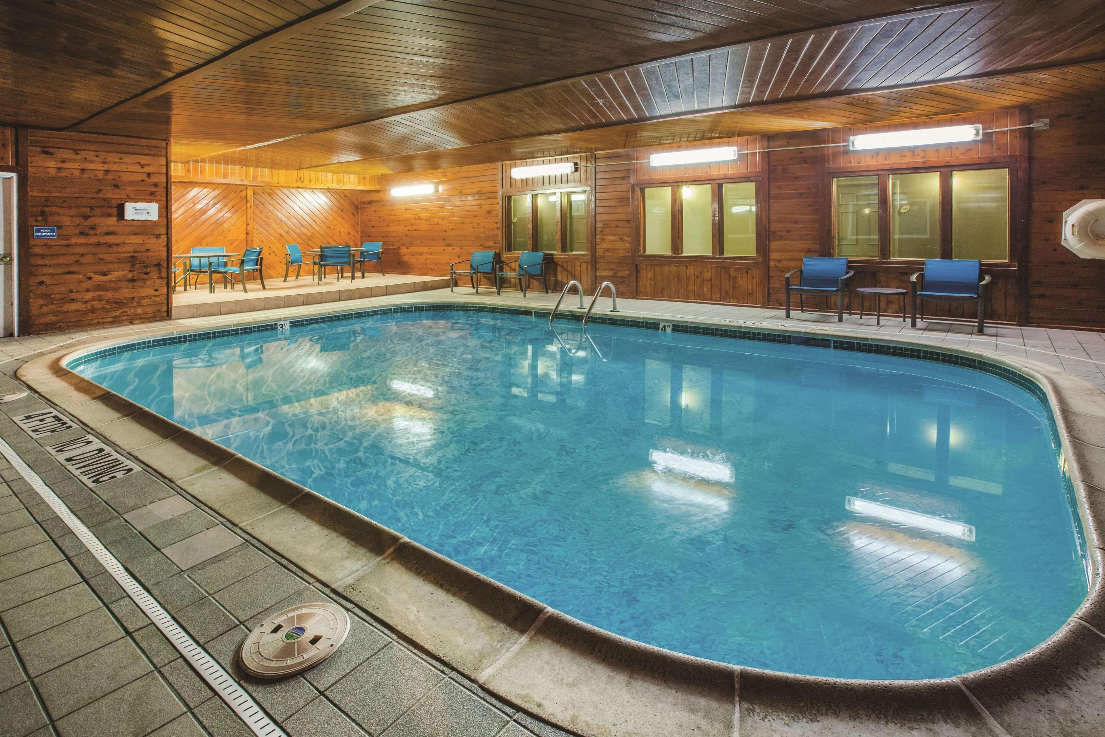 La Quinta Inn By Wyndham Indianapolis North Экстерьер фото