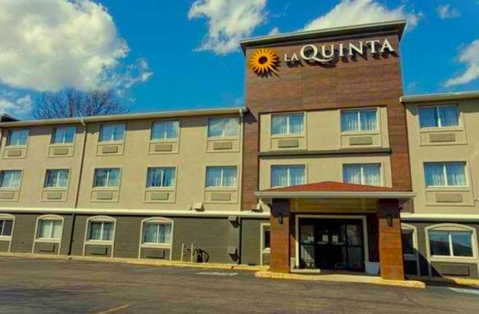 La Quinta Inn By Wyndham Indianapolis North Экстерьер фото